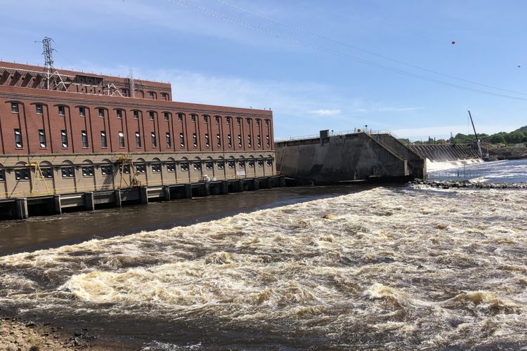 Shorewood Hills Homes for Sale and Realtors